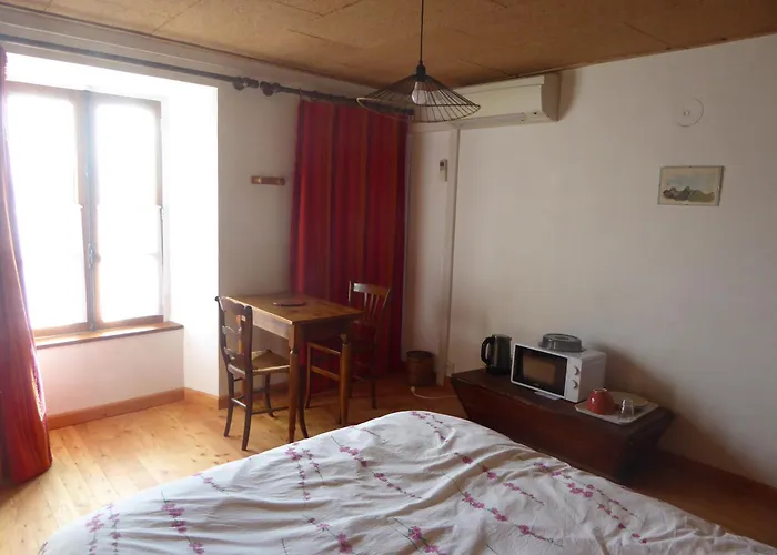 Chambre D\'Hote Calme Au Milieu D\'Un Jardin Au Freney D\'Oisans