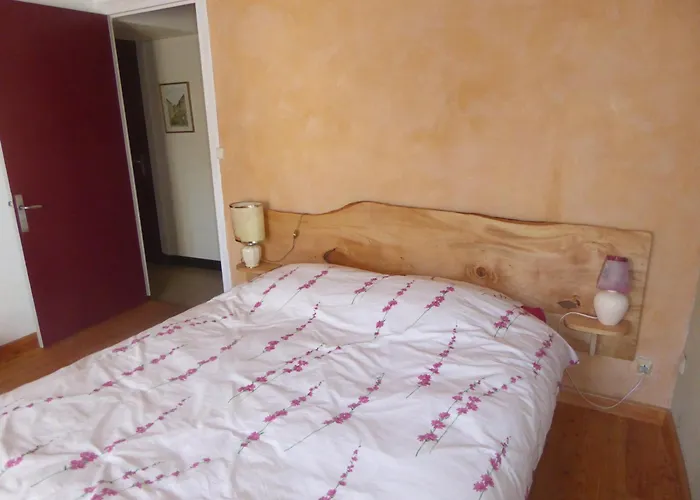 Chambre D\'Hote Calme Au Milieu D\'Un Jardin Au Freney D\'Oisans