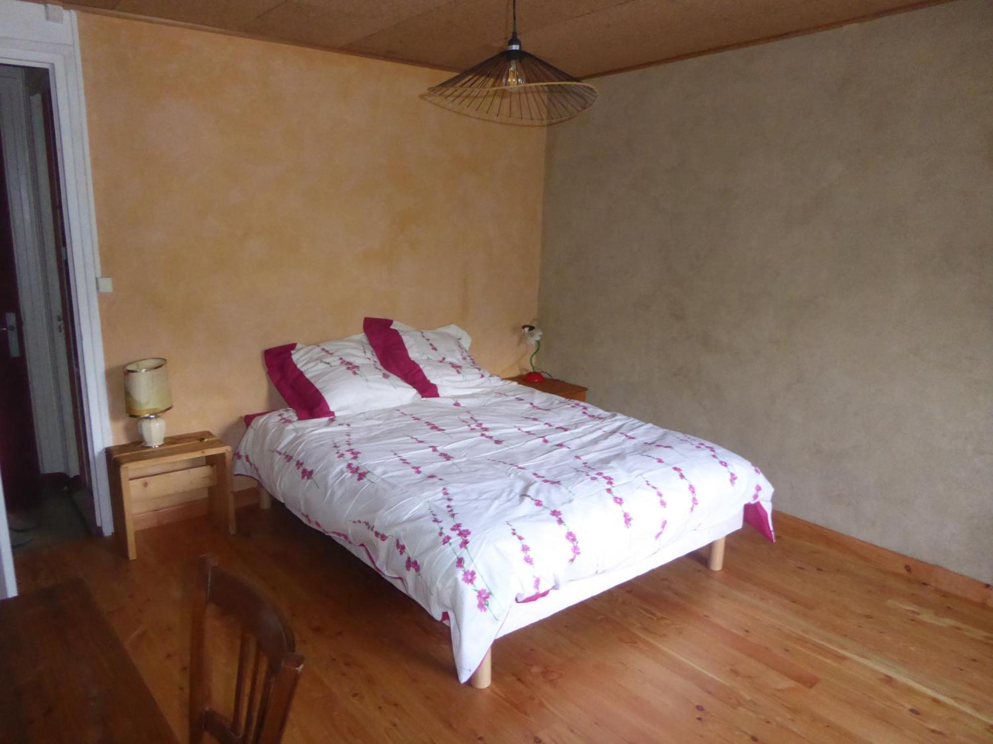 D'hote Calme Au Milieu D'un Jardin Au Freney D'oisans Homestay *